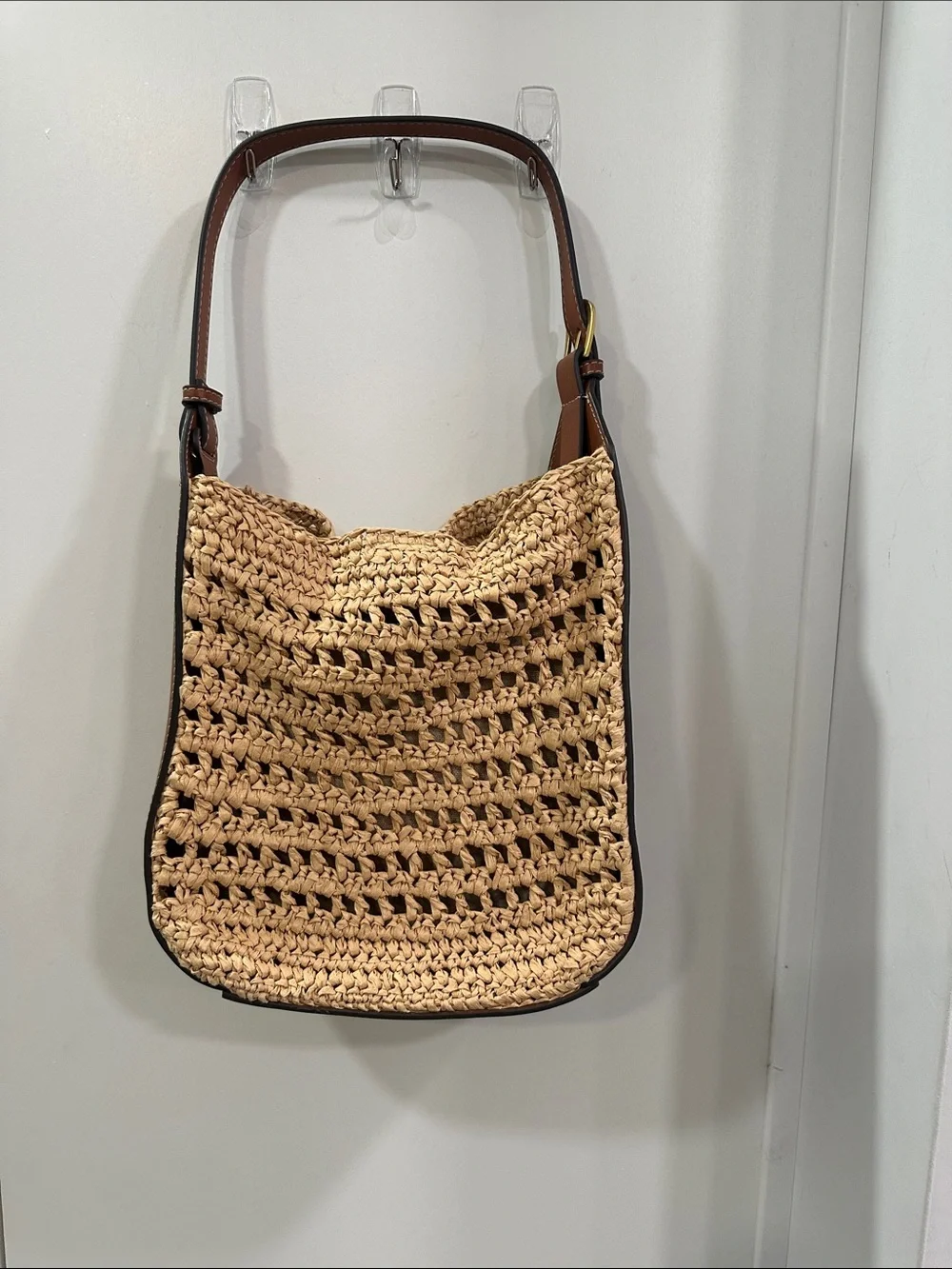 Mango woven raffia